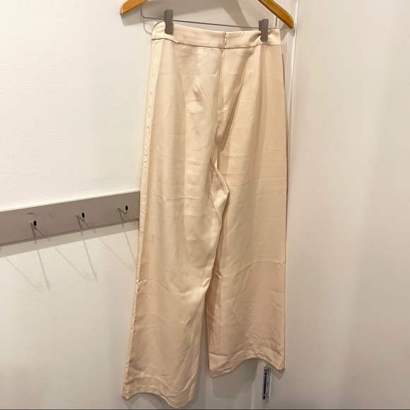 NWT. POMELO TROUSERS CREAM Wide Leg - Picture 4 of 4
